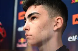 Supersport, Adrian Fernandez wild card Evan Bros Yamaha al Montmelo