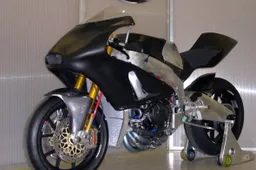 Moto2: presentata la ADV Advanced Technology AT02