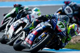 Superbike, Aegerter in ripresa "Manca un po' di forza alla spalla"