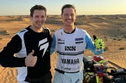 Superbike: Dominique Aegerter si allena in moto tra le dune