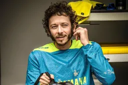 Valentino Rossi e Razali tira e molla: il rinnovo viaggia sui carboni ardenti