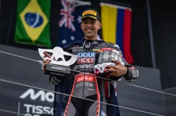 Moto2: Senna Agius, il primo ruggito e la promessa al bisnonno