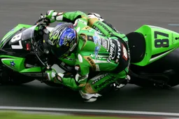 All Japan Superbike: festa Kawasaki del Team Green rinviata per neve