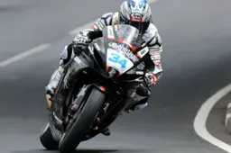 North West 200: pioggia per la prima gara Supersport, vince Seeley
