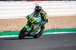 CEV Moto2, Estoril: Aldeguer beffa ancora López in Gara 2, bis Boscoscuro