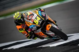 Moto2 Silverstone: capolavoro Aldeguer, Acosta nuovo leader