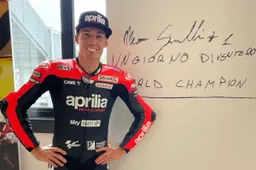 MotoGP, Aleix Espargarò lancia l'ultimatum ad Aprilia: "Non aspetterò a lungo"