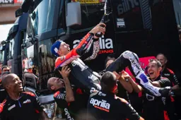 MotoGP, Aleix Espargarò avvisa Aprilia: "Rischiate un grave errore"