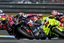 MotoGP, Aprilia: tre nomi per sostituire Aleix Espargaro