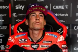 MotoGP, il mistero di Aleix Espargaró: "Non posso dire nulla"