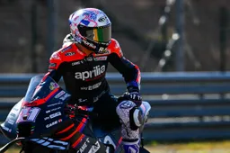 Aleix Espargaro sta perdendo quota? "Le due cadute non danno fiducia"