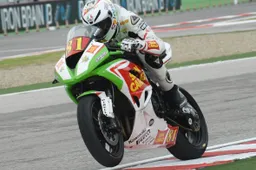 Superstock 600 Imola Gara: vince Nocco, podio tricolore