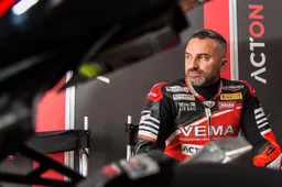 VIDEO Storie di MotoEstate: Alessio Velini "Andare forte? Bisogna divertirsi"