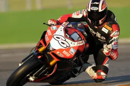 Superbike: prove per i test team di Aprilia e BMW a Valencia