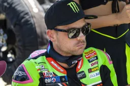 Superbike, Alex Lowes sprona Kawasaki: "Non lamentiamoci di Ducati"
