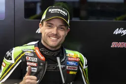 Superbike, Alex Lowes promuove Kawasaki: "Siamo più forti nel 2024"