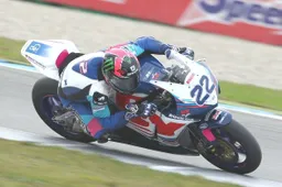 BSB Assen Prove 2: Alex Lowes 1°, a terra Tommy Hill