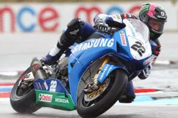 BSB Thruxton Qualifiche: prove cancellate, Lowes in pole