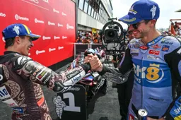 MotoGP, Alex Marquez: "Vi spiego perché non attacco Marc"