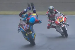 VIDEO Moto2: Odendaal-Márquez-Aegerter, i salvataggi dell'anno