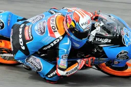 Moto3 Misano Prove 1: Rins leader, tante scivolate