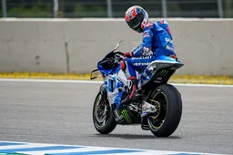 MotoGP: una leggera infiammazione alla spalla per Alex Rins