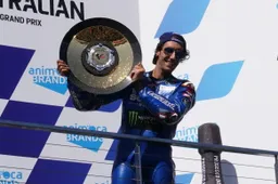 Suzuki sbanca Phillip Island a tre gare dall'addio: Alex Rins che gioia!