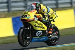 Moto2 Le Mans Gara: vince Alex Rins, Simone Corsi è 2°