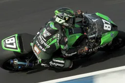 All Japan Superbike: buon inizio di stagione per Akira Yanagawa