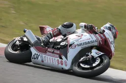 All Japan Superbike Suzuka Qualifiche: pole e record per Katsuyuki Nakasuga