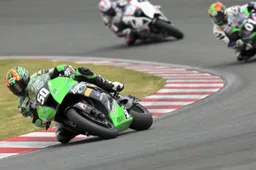 All Japan Superbike: ad Autopolis il terzo round per la JSB1000 insieme alla ST600