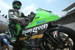 All Japan Superbike: a 42 anni Akira Yanagawa sfiora la conquista del titolo