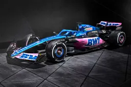 F1, Alpine presenta la A523: "ingaggiato" anche Zidane - Foto e Video