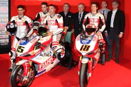Superbike: Althea Racing si presenta per la stagione 2015