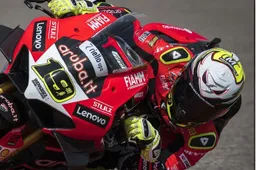 Superbike Aragon, Prove 2: Alvaro Bautista rimette a posto la Ducati