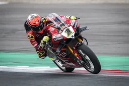 Superbike Assen, Alvaro Bautista il bastonatore gara 1 fuga vincente