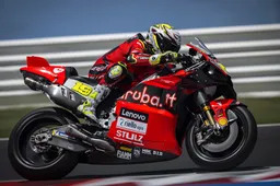 Alvaro Bautista velocissimo con la MotoGP: quello che Ducati non dice