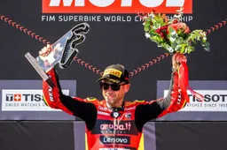 Superbike, Bautista impara la lezione: "Più umile, basta errori"