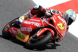 250cc Barcellona Gara: sbaglia Simoncelli e vince Bautista