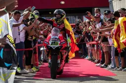 Superbike, Alvaro Bautista: "In MotoGP vincono in tanti, qui solo io"