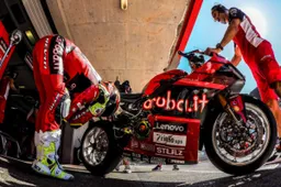 Superbike Portimao, Alvaro Bautista: "Non voglio aiuti da Rinaldi"