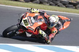 Superbike Australia, Bautista: "Attenzione a Lowes e alla pioggia"