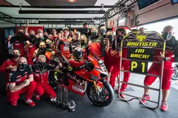 Superbike: Alvaro Bautista ha dato paga a Rea e Toprak, partenza valida