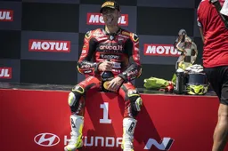 SBK, Honda chiede un intervento: "Bautista e Ducati avvantaggiati"