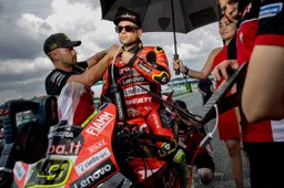 Superbike, Alvaro Bautista infortunato: il comunicato ufficiale Ducati