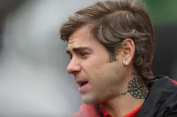 Superbike, Alvaro Bautista in pista con la Ducati: test a porte chiuse