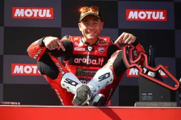 Superbike, Alvaro Bautista scherza: "Sarebbe bello far ripartire il Mondiale"