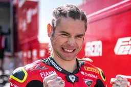 Superbike Assen, Alvaro Bautista suona la carica Ducati nel warm up