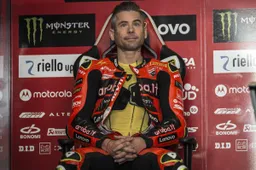Superbike, Bautista su una Ducati nel 2026? "La porta è aperta"