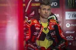 Superbike, Alvaro Bautista svela: "Scoperto un problema tecnico"